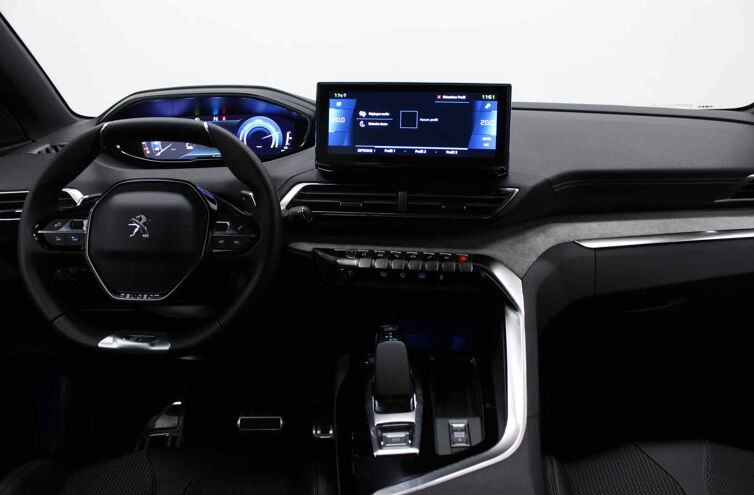 PEUGEOT 3008 SUV Hybride rechargeable Essence