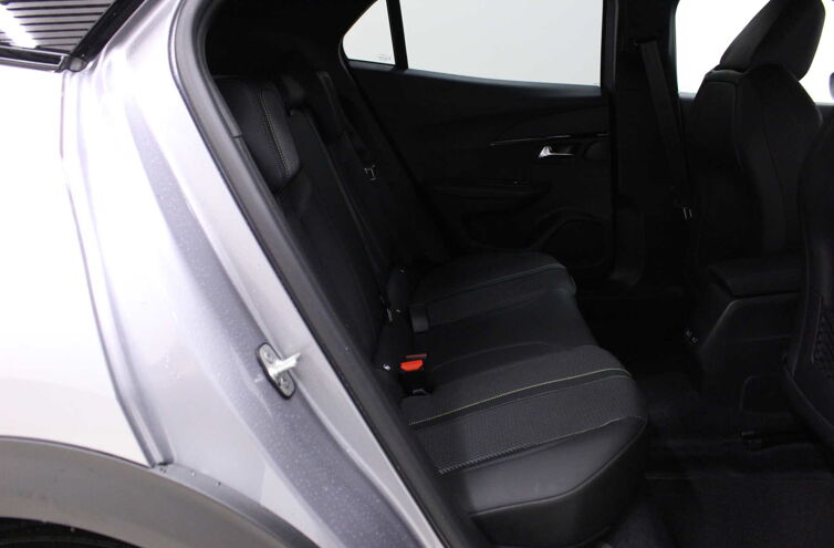 PEUGEOT 2008 SUV Essence