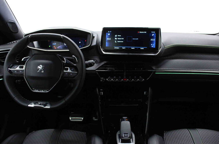 PEUGEOT 2008 SUV Essence