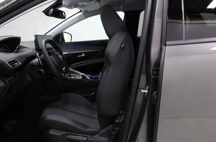 PEUGEOT 3008 SUV Diesel