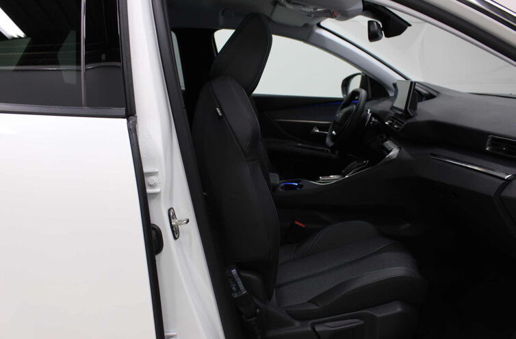 PEUGEOT 3008 SUV Diesel