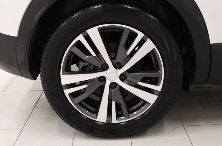 PEUGEOT 3008 SUV Diesel
