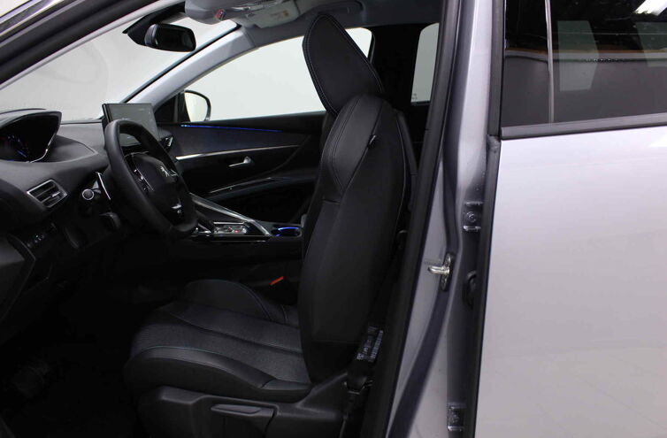 PEUGEOT 5008 SUV Diesel