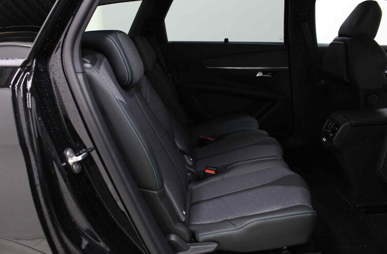 PEUGEOT 5008 SUV Diesel
