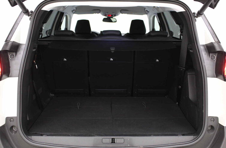 PEUGEOT 5008 SUV Diesel
