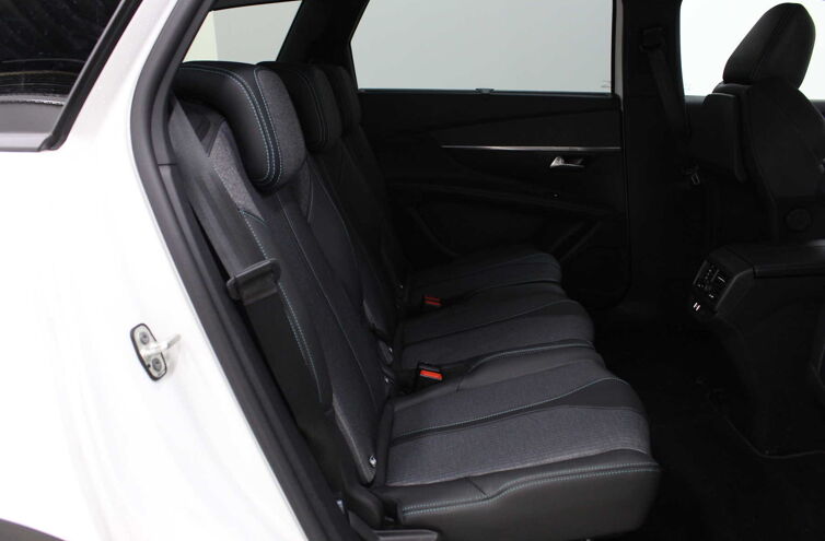PEUGEOT 5008 SUV Diesel
