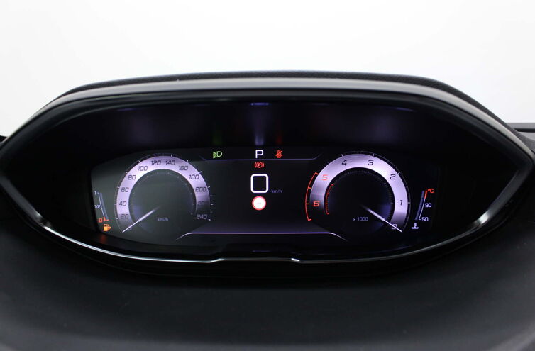 PEUGEOT 5008 SUV Diesel