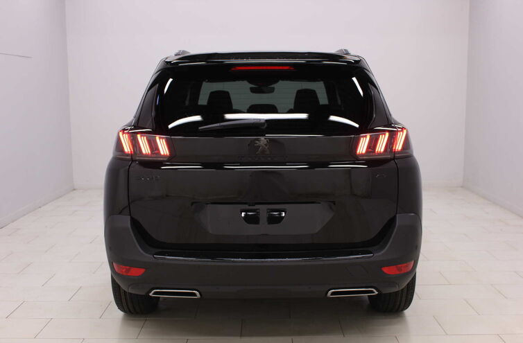 PEUGEOT 5008 SUV Diesel