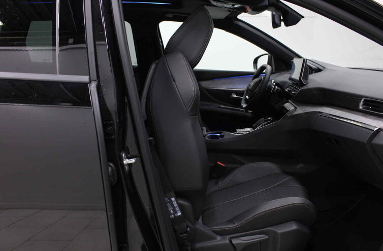 PEUGEOT 5008 SUV Diesel