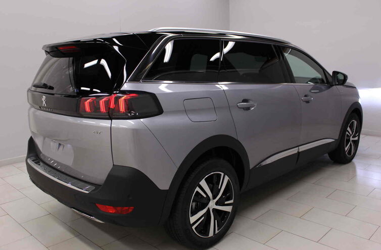 PEUGEOT 5008 SUV Diesel