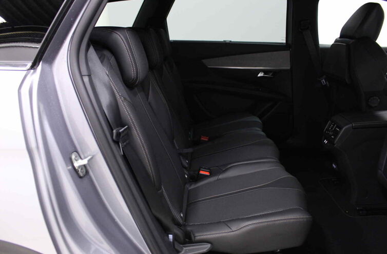 PEUGEOT 5008 SUV Diesel