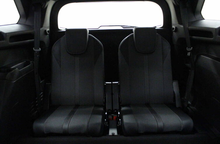 PEUGEOT 5008 SUV Diesel