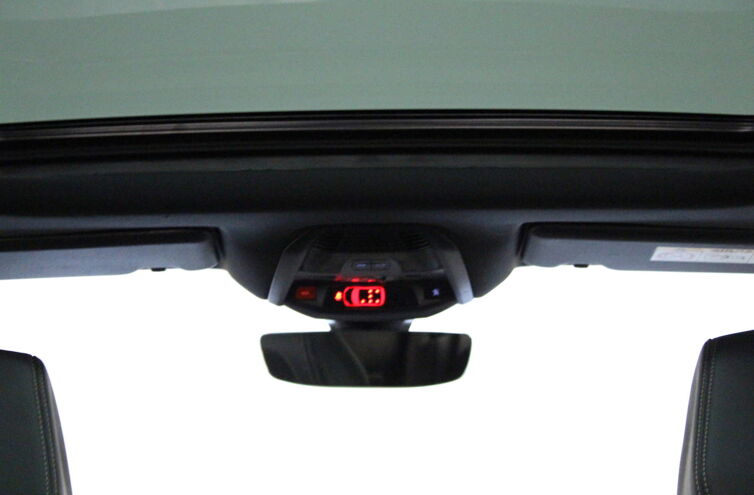 PEUGEOT 5008 SUV Diesel