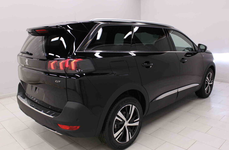 PEUGEOT 5008 SUV Diesel