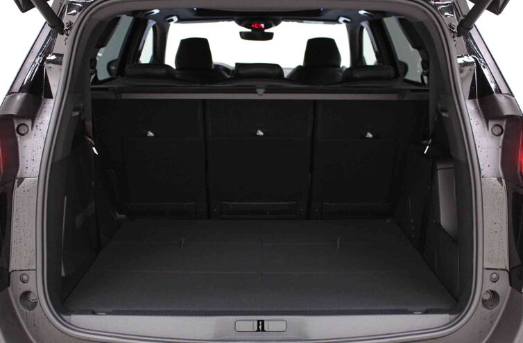 PEUGEOT 5008 SUV Diesel