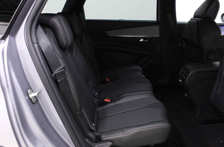PEUGEOT 5008 SUV Diesel