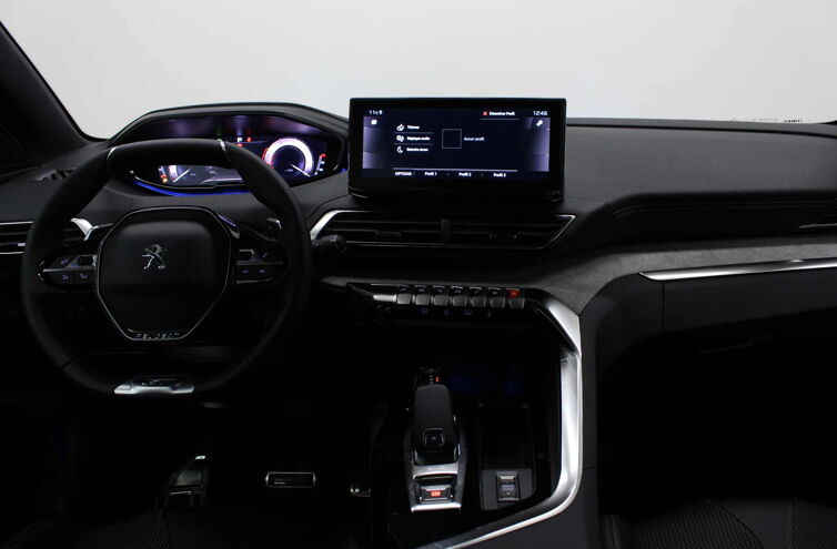 PEUGEOT 5008 SUV Diesel