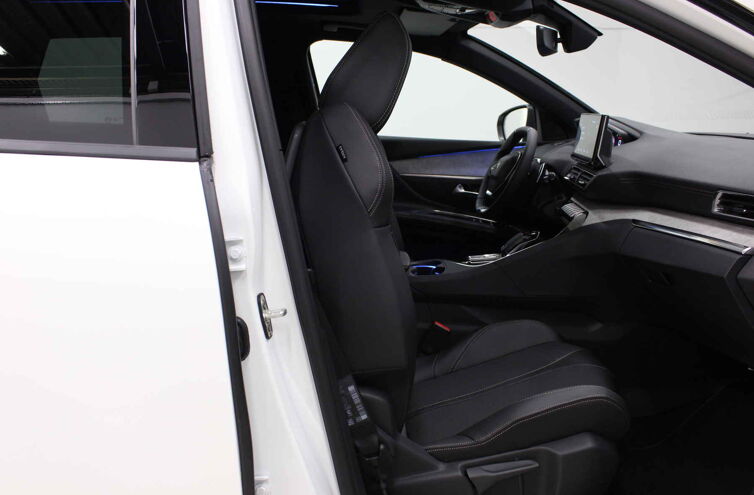 PEUGEOT 5008 SUV Diesel