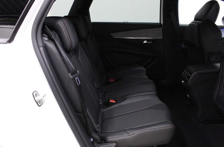 PEUGEOT 5008 SUV Diesel