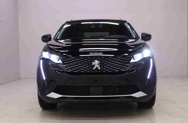 PEUGEOT 5008 SUV Diesel