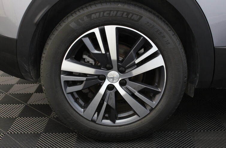 PEUGEOT 3008 SUV Diesel
