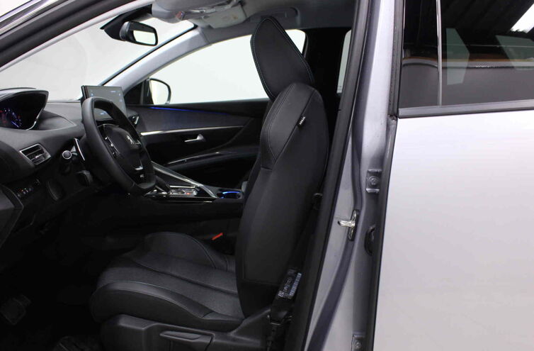PEUGEOT 3008 SUV Diesel