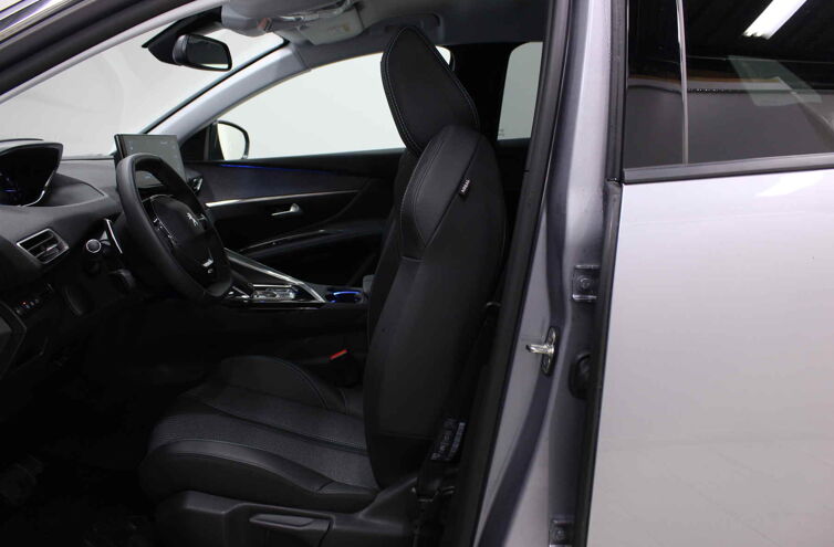 PEUGEOT 3008 SUV Diesel