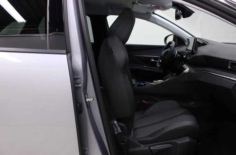 PEUGEOT 3008 SUV Diesel