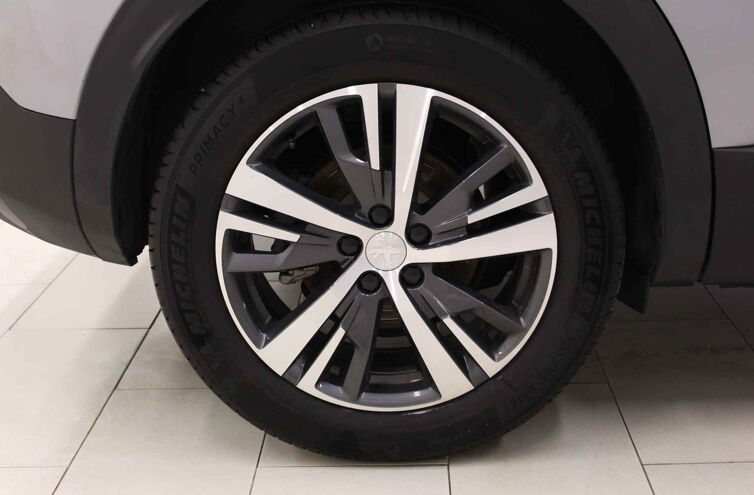 PEUGEOT 3008 SUV Diesel
