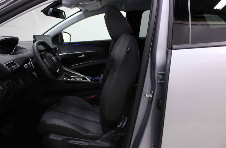 PEUGEOT 3008 SUV Diesel
