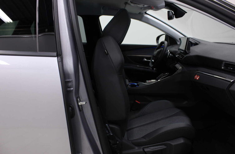 PEUGEOT 3008 SUV Diesel
