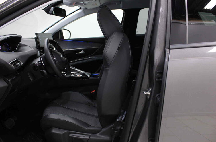 PEUGEOT 3008 SUV Diesel
