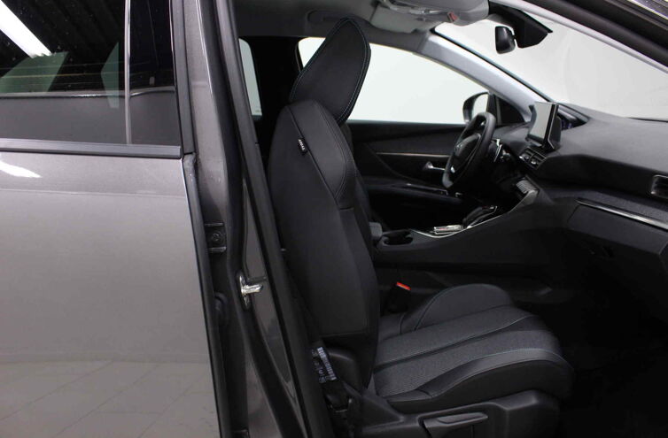 PEUGEOT 3008 SUV Diesel
