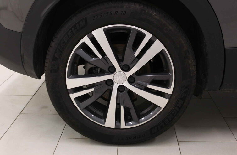 PEUGEOT 3008 SUV Diesel