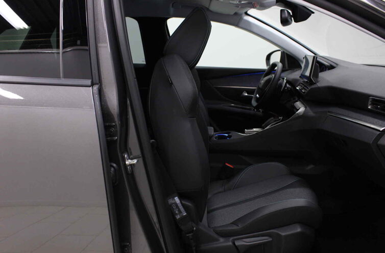 PEUGEOT 3008 SUV Diesel