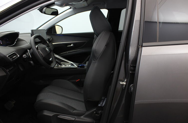 PEUGEOT 3008 SUV Diesel 