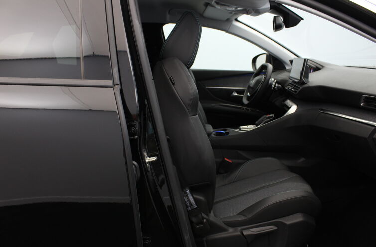 PEUGEOT 3008 SUV Diesel