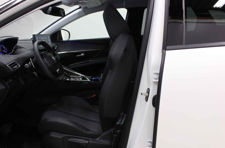 PEUGEOT 3008 SUV Diesel 