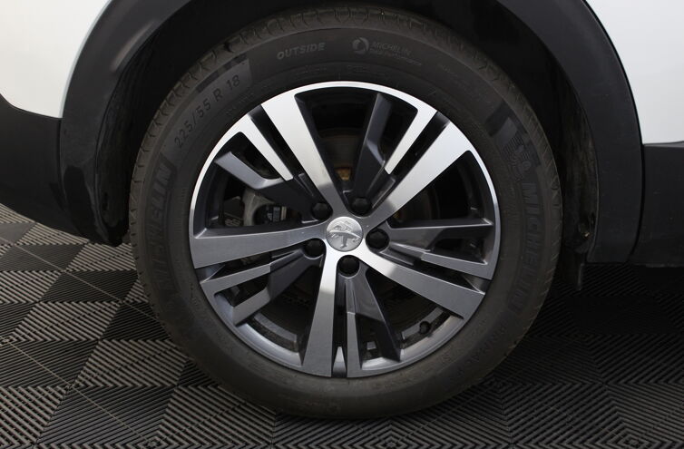 PEUGEOT 3008 SUV Diesel