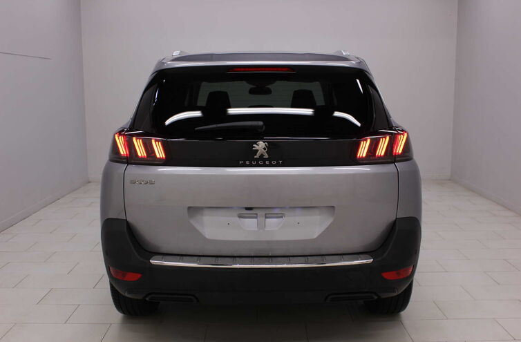 PEUGEOT 5008 SUV Diesel