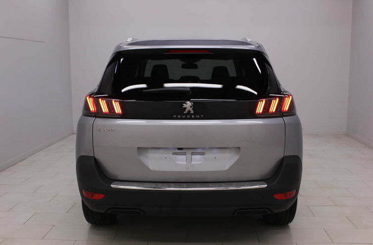 PEUGEOT 5008 SUV Diesel