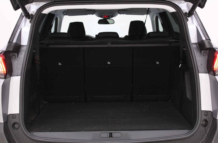 PEUGEOT 5008 SUV Diesel