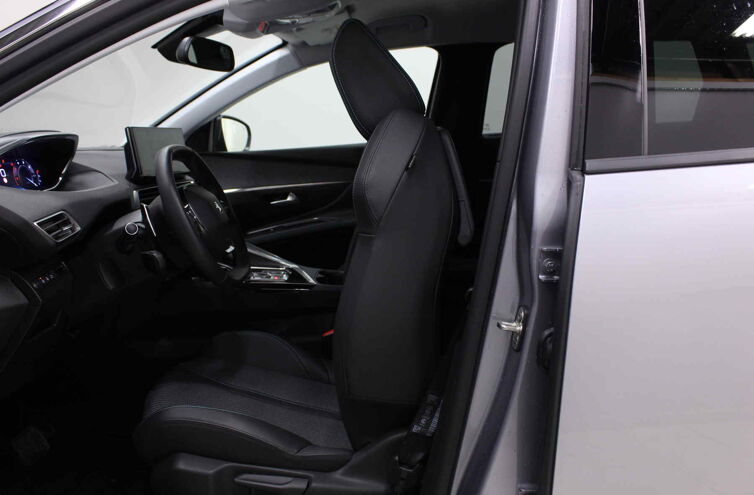 PEUGEOT 5008 SUV Diesel
