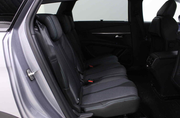 PEUGEOT 5008 SUV Diesel