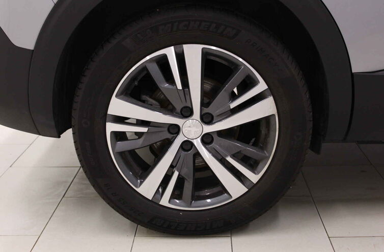 PEUGEOT 5008 SUV Diesel