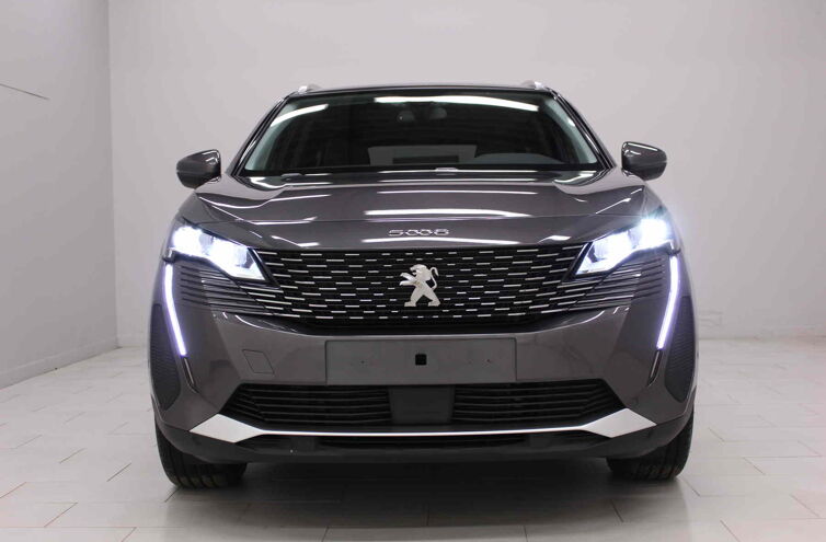PEUGEOT 5008 SUV Diesel