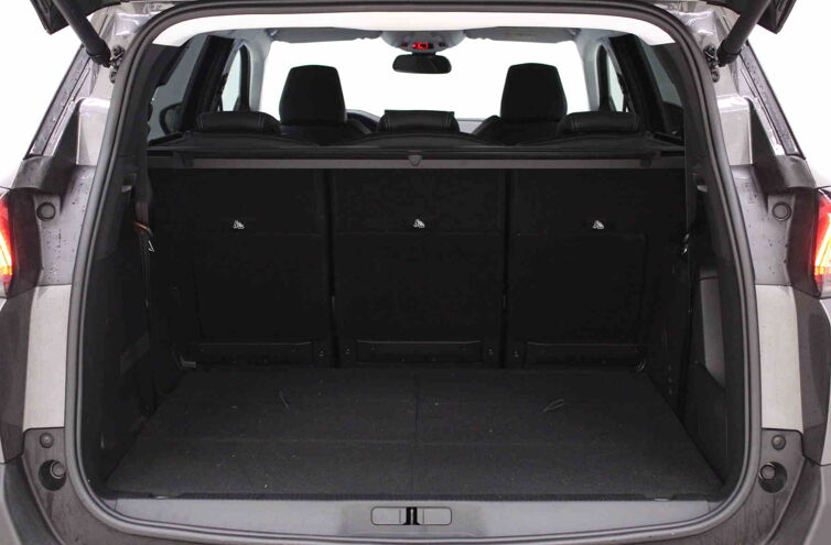 PEUGEOT 5008 SUV Diesel