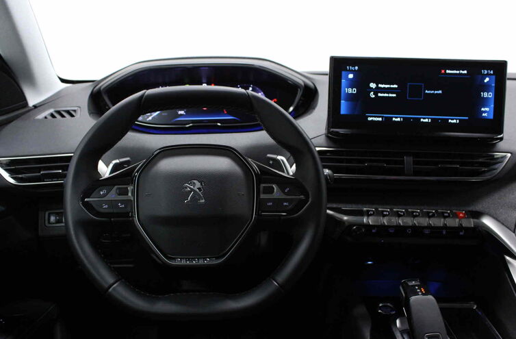 PEUGEOT 5008 SUV Diesel
