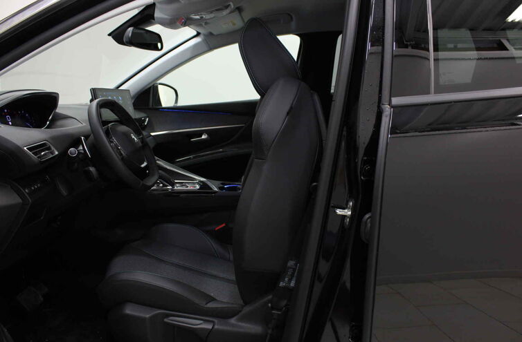 PEUGEOT 5008 SUV Diesel