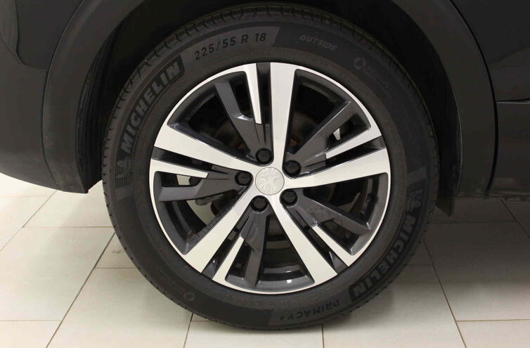 PEUGEOT 5008 SUV Diesel